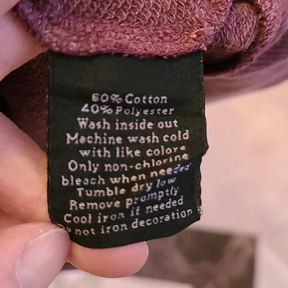 Woman's Rock & Republic Sweatshirt Size Large - Picture 8 of 8